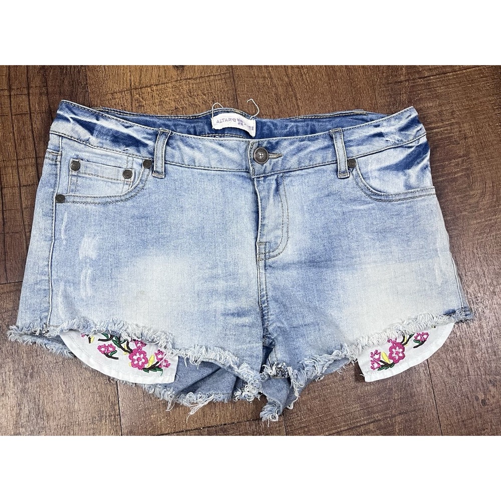 Altar'd State Floral Embroidered Pocket Jean Boho Cut Off Shorts Sz 26